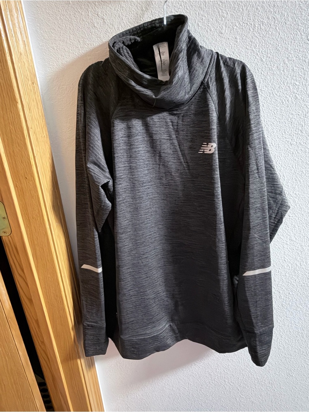 New Balance Women’s Large Top